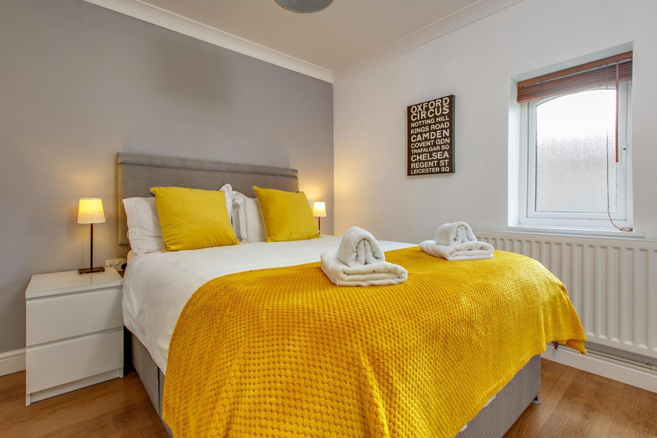 Chestnut Cottage Felbrigg Bagian luar foto