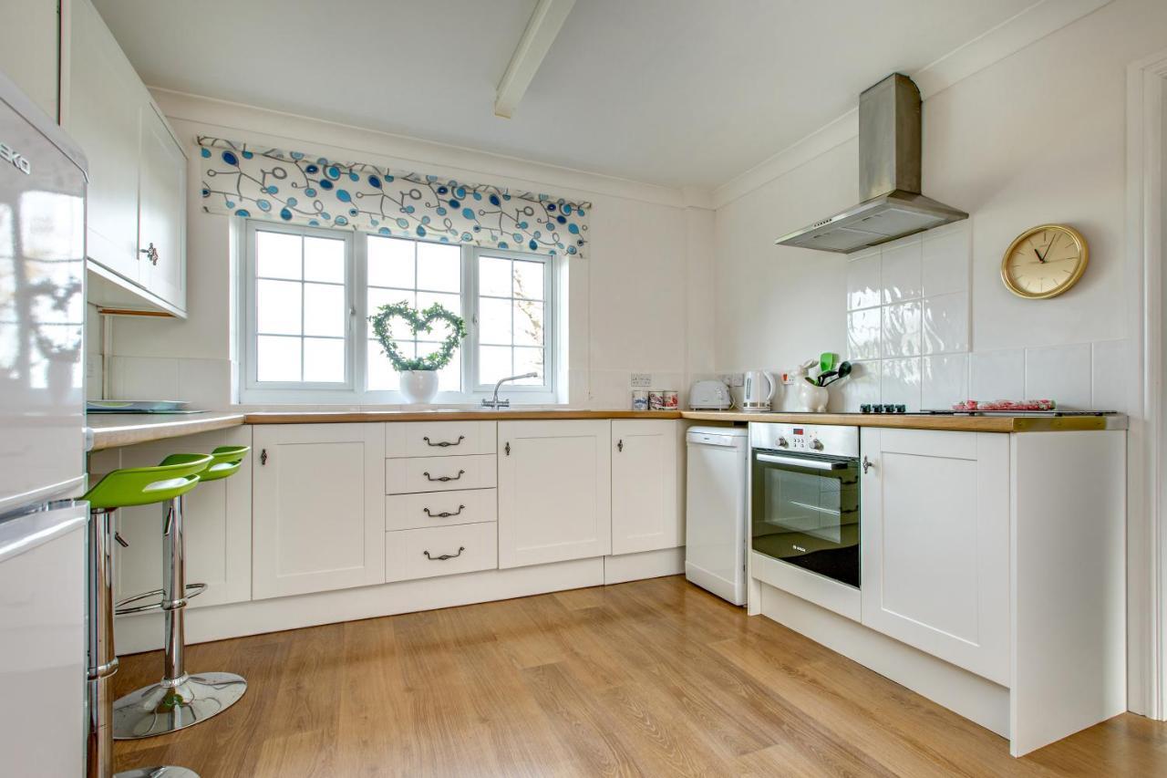 Chestnut Cottage Felbrigg Bagian luar foto